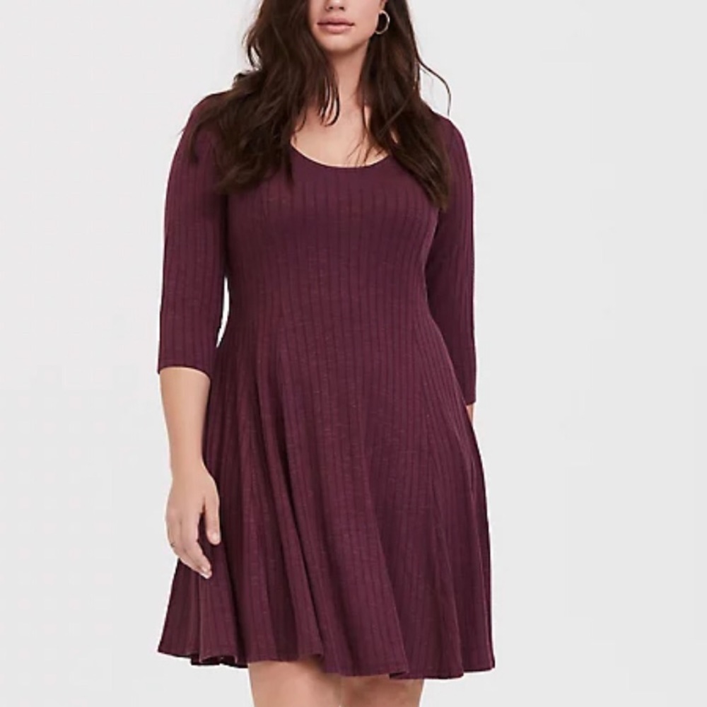 NWT Torrid Wine Fluted Hacci Dress